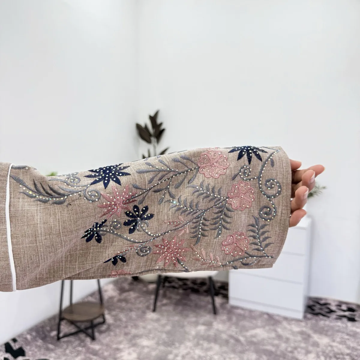 Abaya Flora