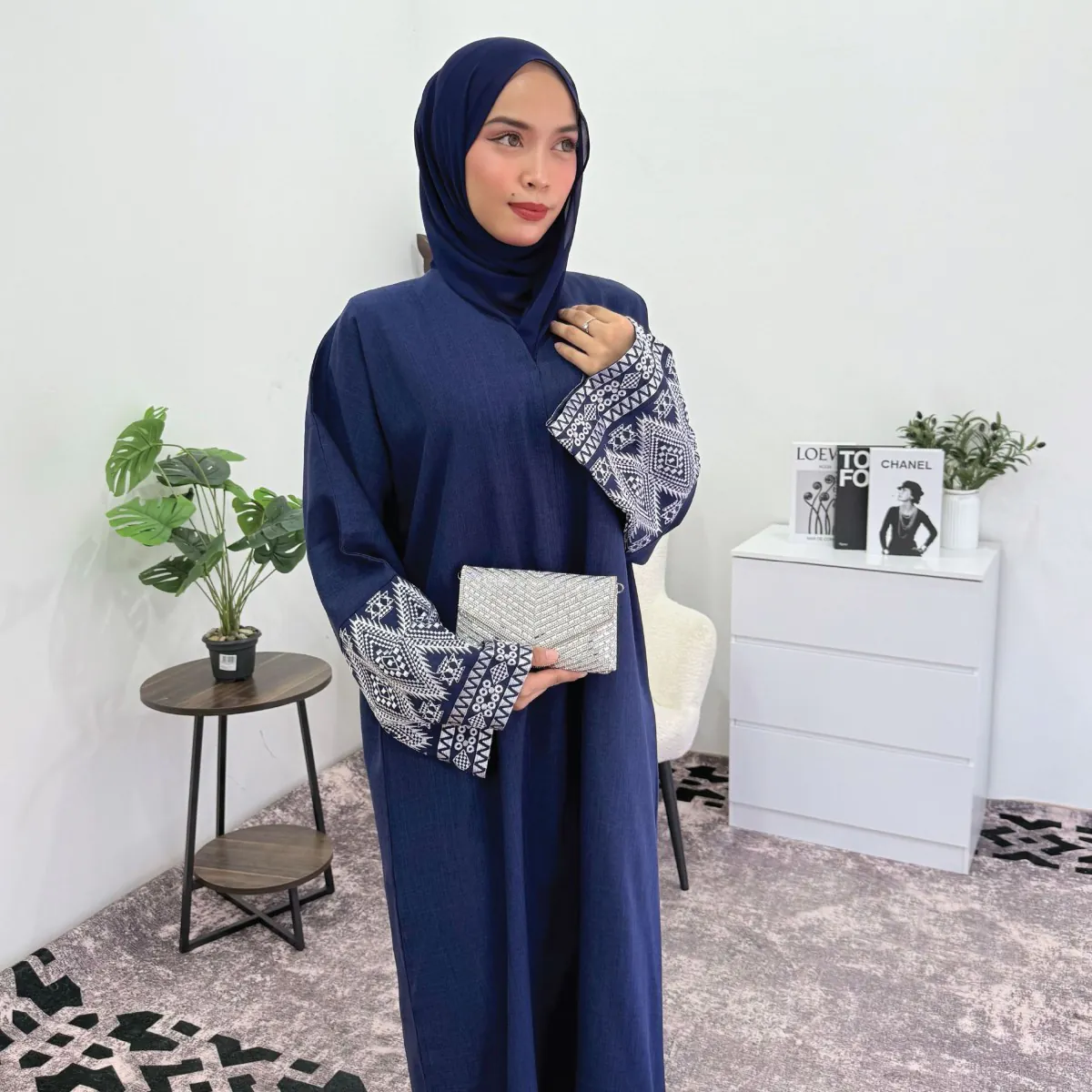 Abaya Elena